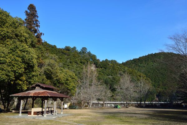 川湯温泉のキャンプ場の画像